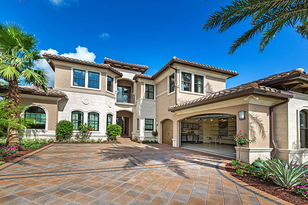 Best Custom Driveway Pavers  in Aberdeen, WA